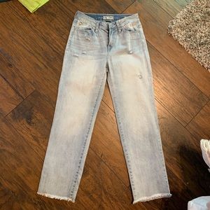 High waisted mom jeans!